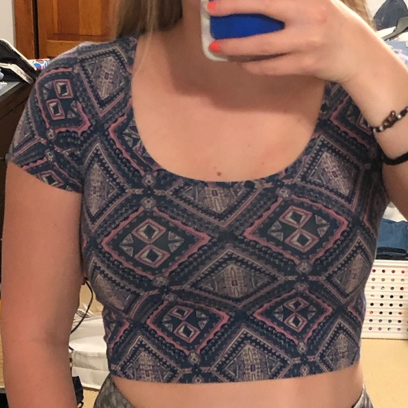 PacSun Tops - Nollie PacSun Crop Top T-shirt Fun Design Size S